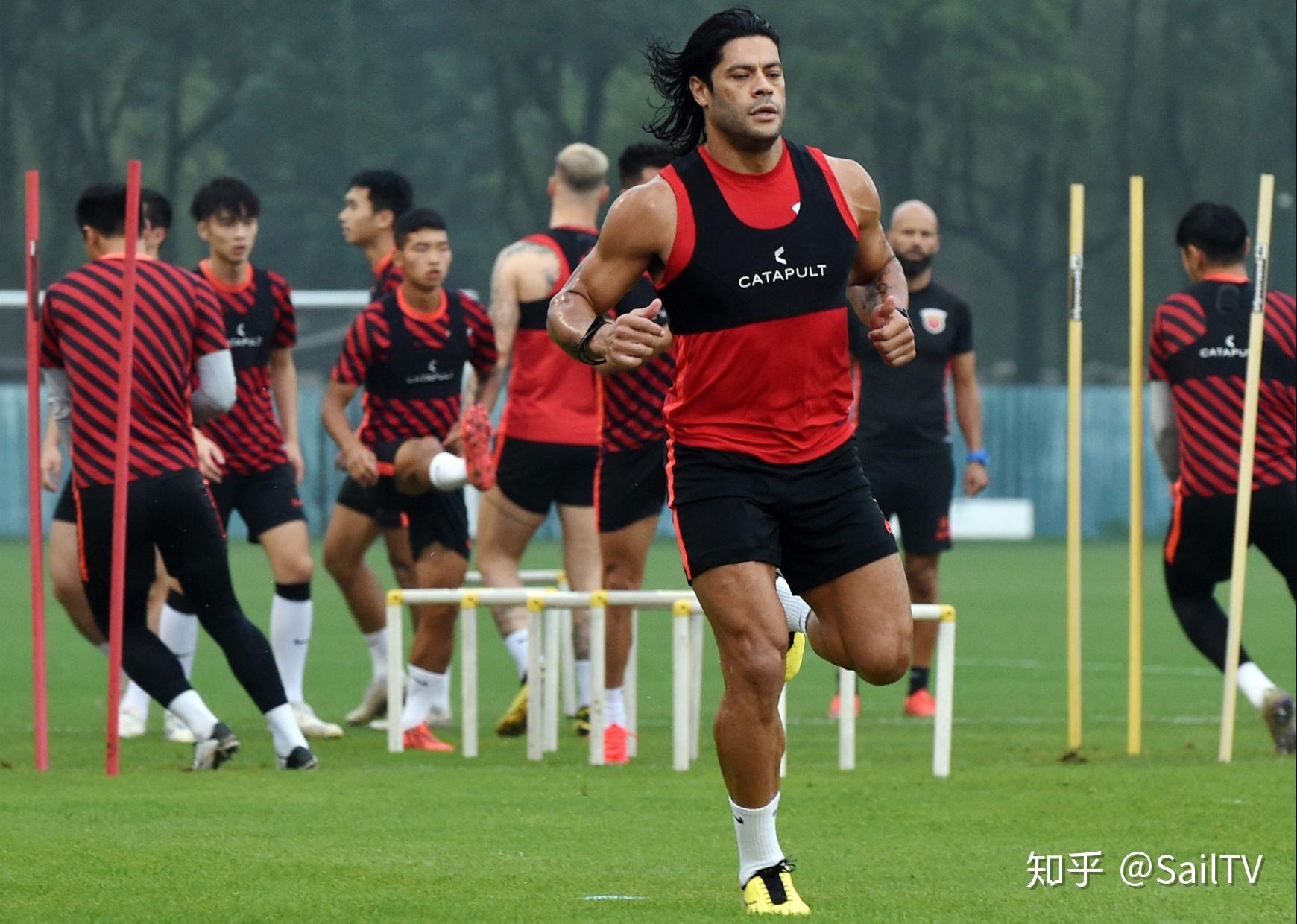 关于Karsa关键时刻连败德罗巴在尤文图斯比赛中失利，网友：赛后曼城备战中超的信息金年会体育