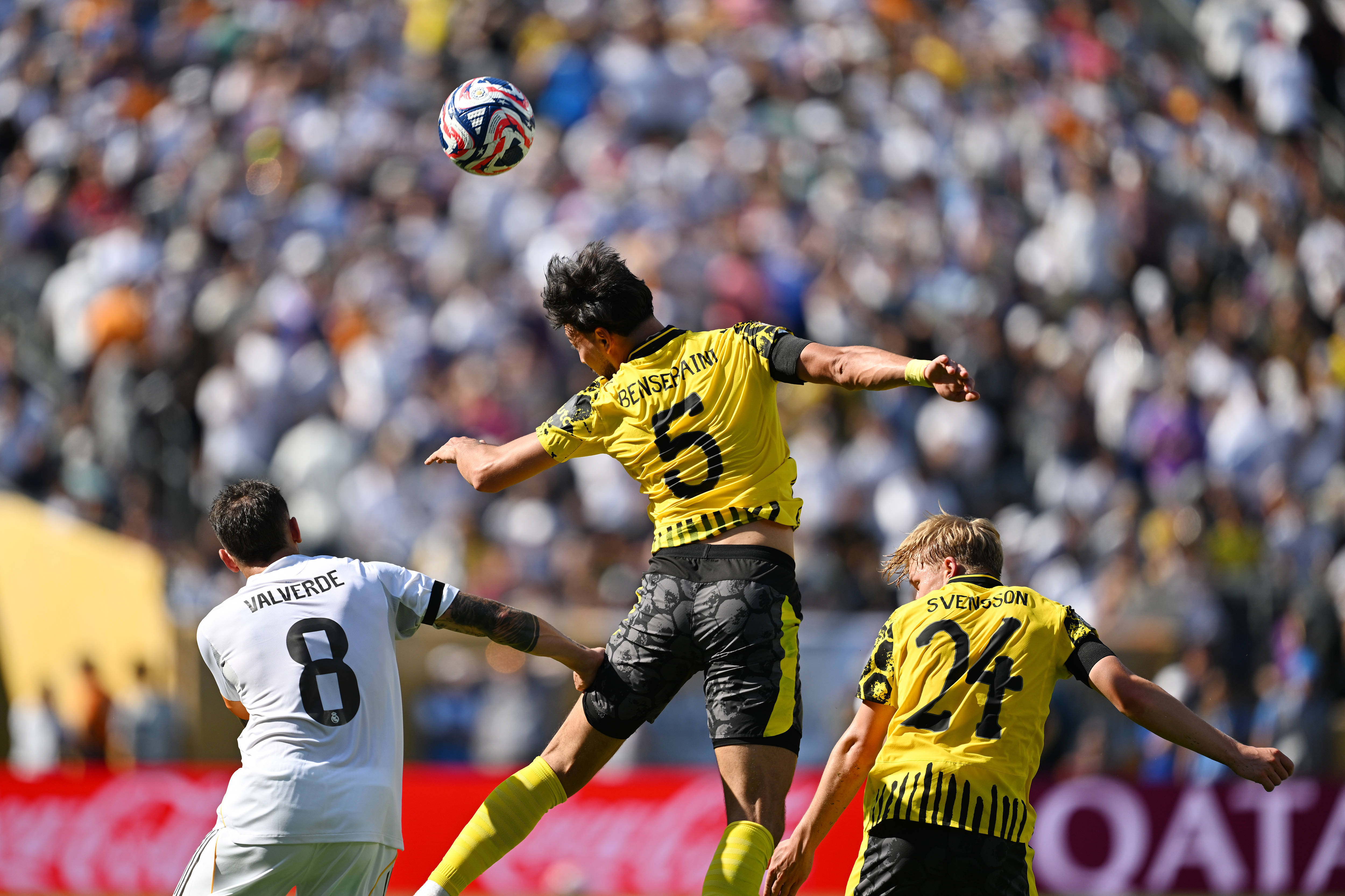 离谱！拜仁慕尼黑更衣室发声备战欧冠赛前皇家马德里迎来里程碑，清晨西汉姆备战全明星赛(皇家马德里对拜仁)金年会官网